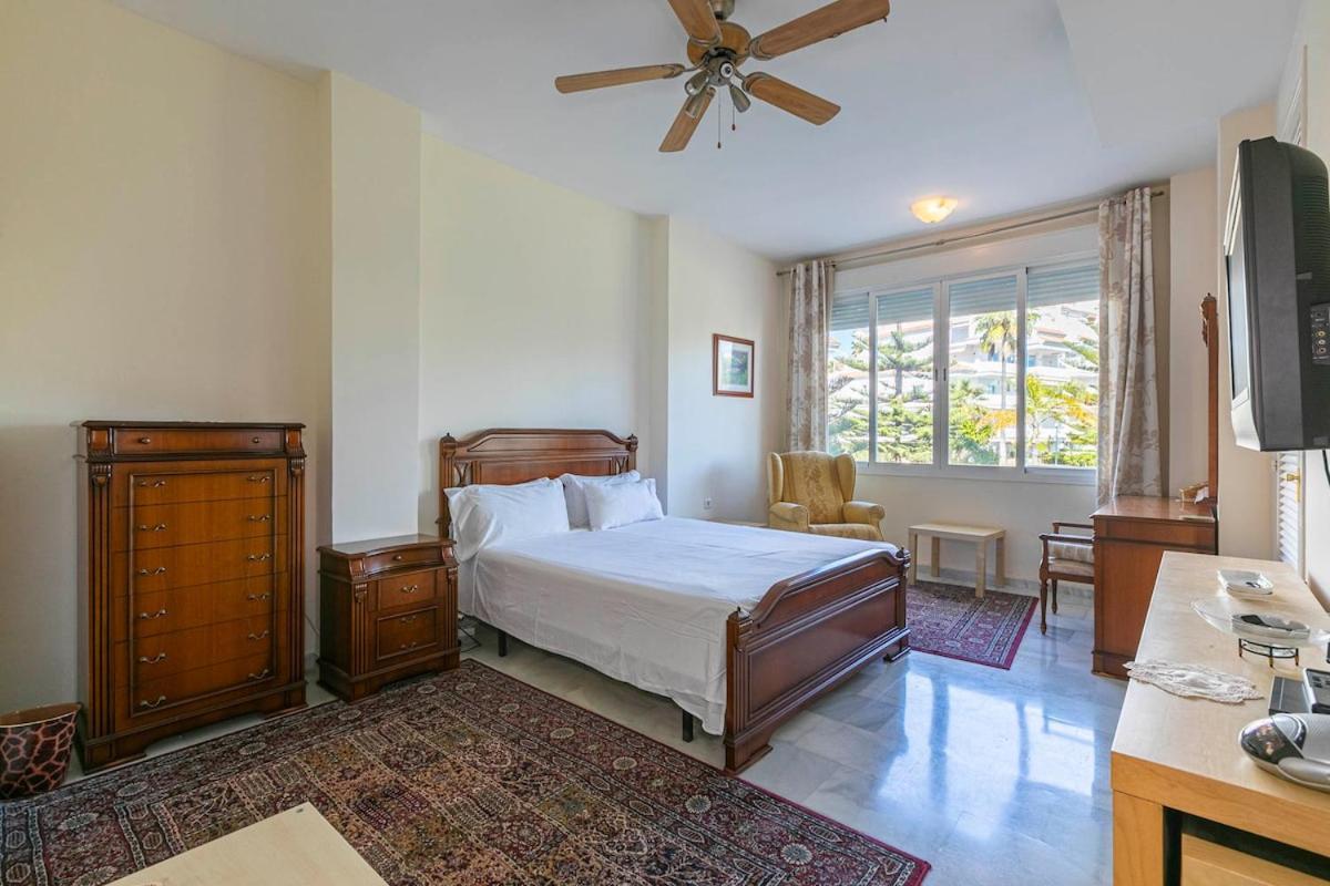 Stylish And Spacious 3 Bedroom Apartamento *
