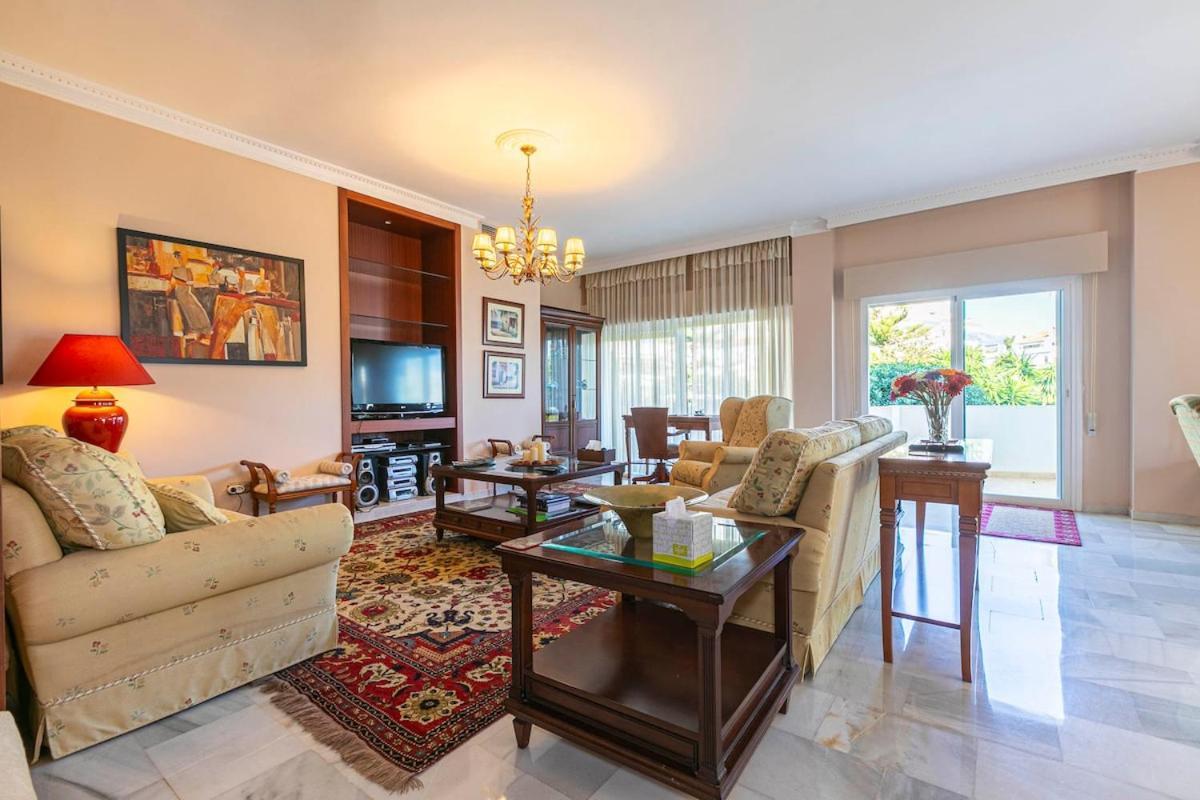 Stylish And Spacious 3 Bedroom Apartamento Marbella